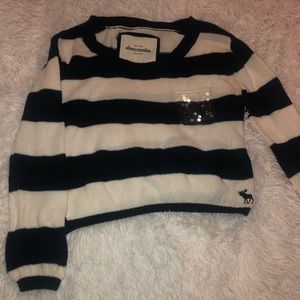 Size Medium Abercrombie Crop Top
